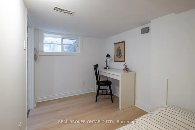 Additional image 22 of 674 Milverton Blvd