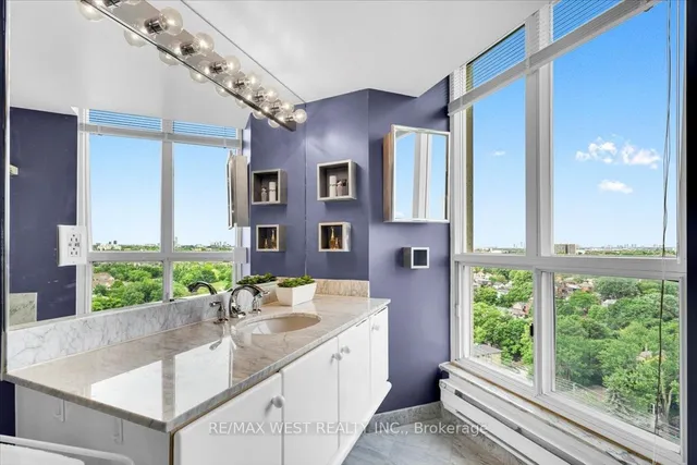 Additional image 25 of 2285 Lake Shore Blvd Unit 1608