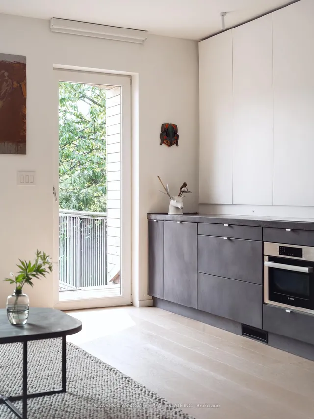 Additional image 5 of 251 St Clarens Ave