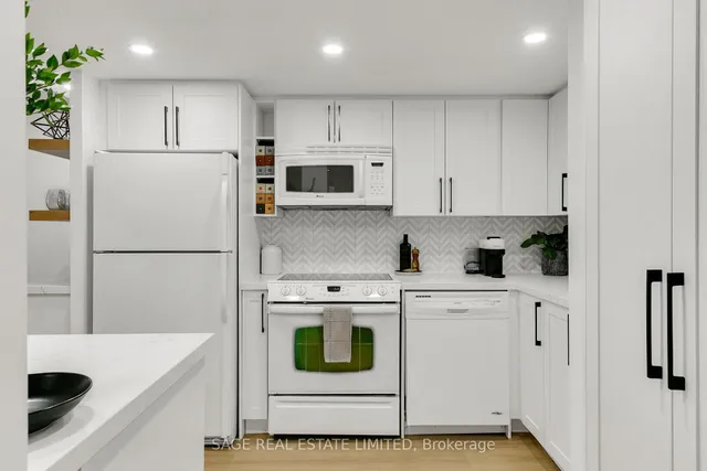 Additional image 4 of 15 Maitland Pl Unit 1102