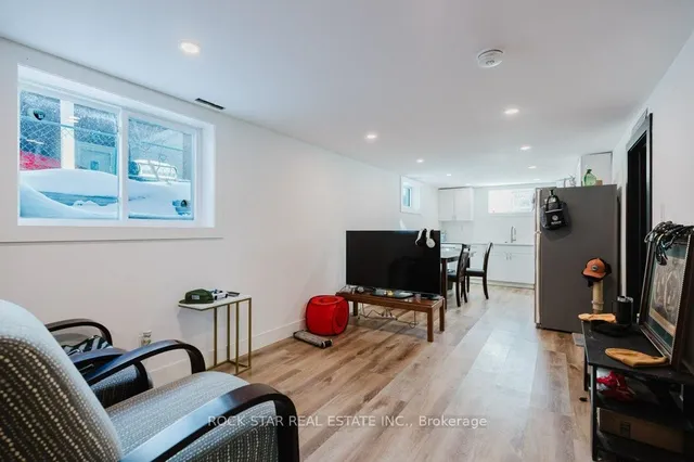 Additional image 21 of 859 Upper Ottawa St