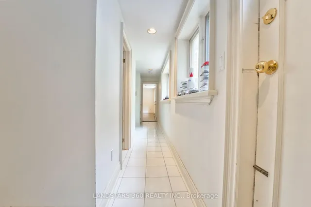 Additional image 45 of 3 Shady Oaks Cres