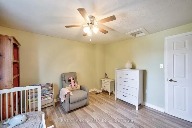 Additional image 27 of 260 King St