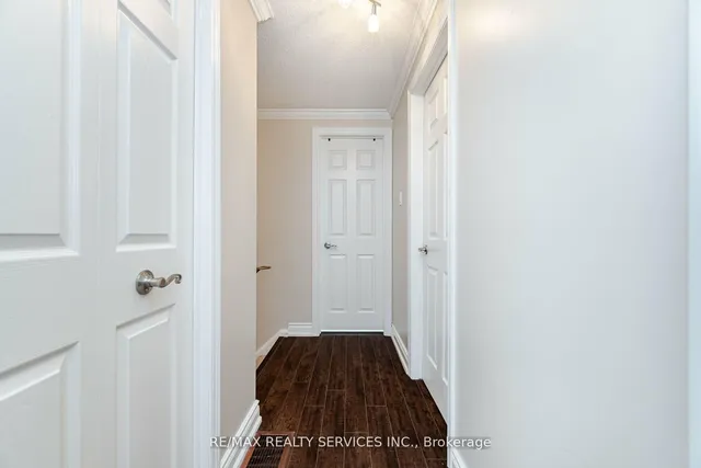 Additional image 21 of 11 Courtleigh Sq