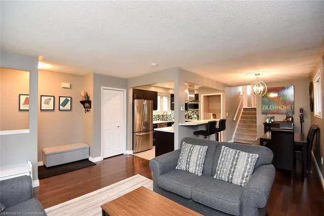 Additional image 4 of 227 East 8th St