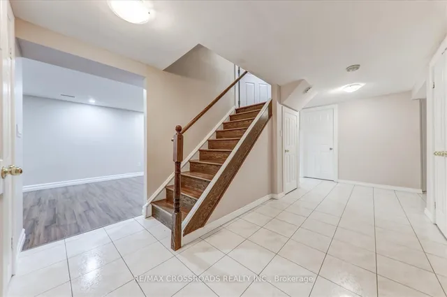 Additional image 37 of 75 Wandering Tr