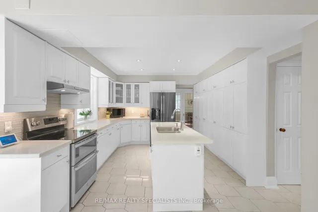 Additional image 12 of 1690 Sherway Dr