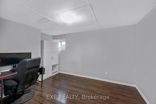Additional image 38 of 175 Hollyridge Cres
