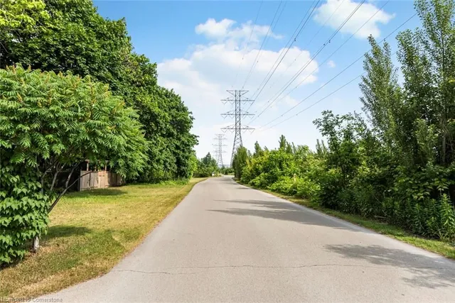 Additional image 46 of 11 Grafton Ave