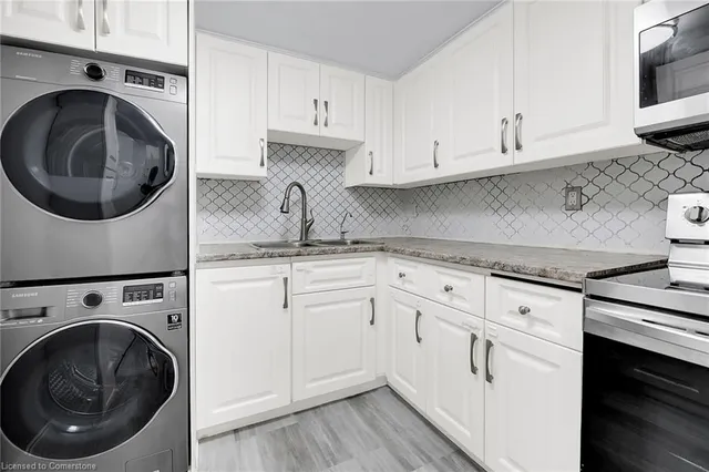 Additional image 20 of 8 Village Green Unit 112