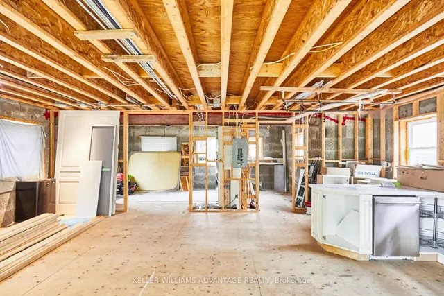 Additional image 37 of 128 Harewood Ave