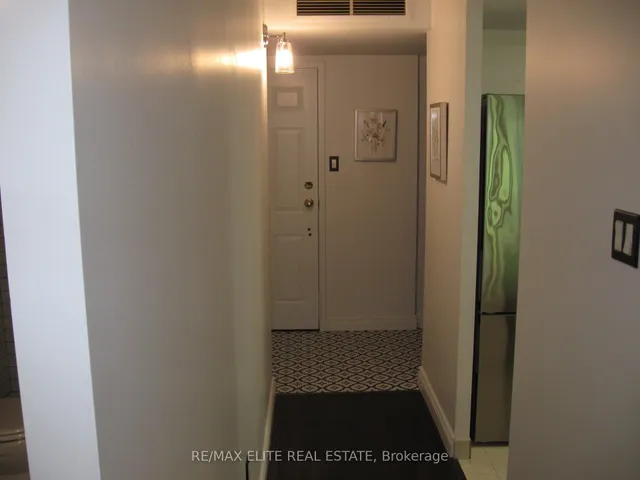 65 Scadding Ave Unit 323