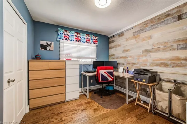 Additional image 20 of 23 Graywood Crt