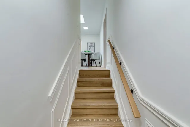 Additional image 27 of 564 Dynes Rd