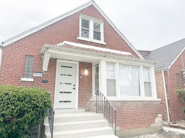 9536 S Woodlawn Ave, Chicago, IL 60628