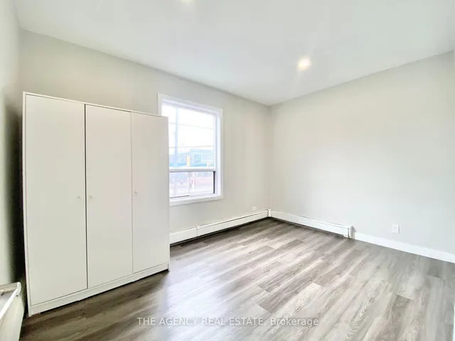 Additional image 6 of 983 Barton St