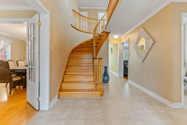 Additional image 10 of 58 Hall Cres