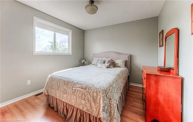 Additional image 25 of 234 Benesfort Cres