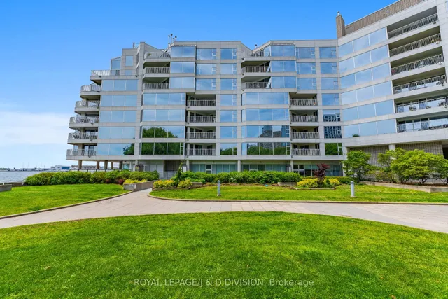 Additional image 34 of 401 Queens Quay Unit 410