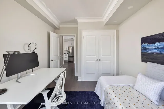 Additional image 36 of 3085 Bloor St Unit 212