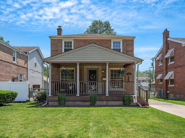 7805 W Farragut Ave, Chicago, IL 60656