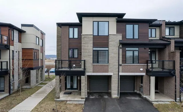 590 N Service Rd Unit 98