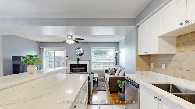 Additional image 12 of 64 Sweet Clover Cres