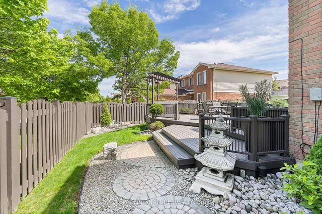 Additional image 43 of 81 Parkside Dr