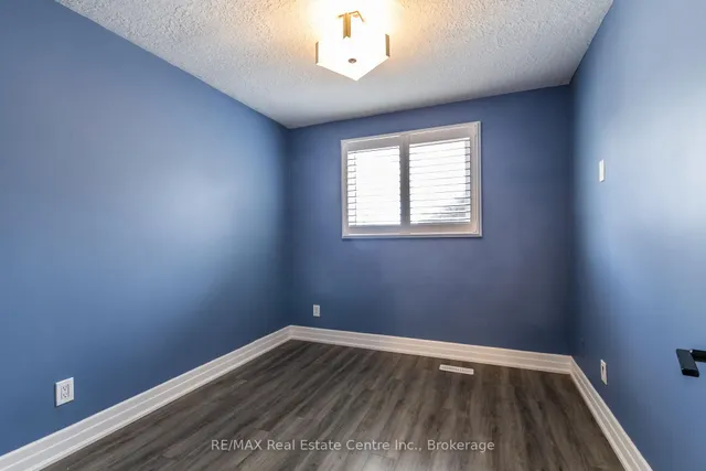 Additional image 15 of 44 Oakhurst Cres