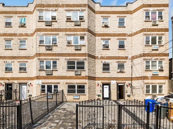 92-10 175 Street, Jamaica, NY 11433