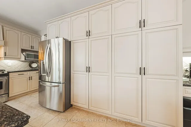 Additional image 9 of 4346 Millcroft Park Dr