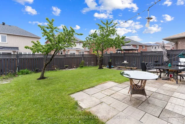 Additional image 46 of 107 Narrow Valley Cres