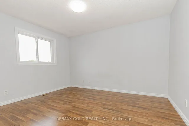 Additional image 25 of 16 Polygon Crt