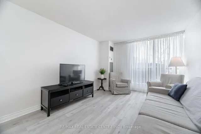 Additional image 14 of 1111 Bough Beeches Blvd Unit 103