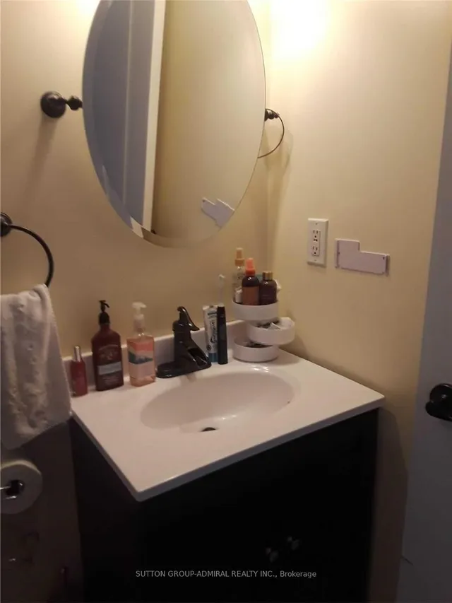 Additional image 2 of 2088 Lawrence Ave Unit 1103