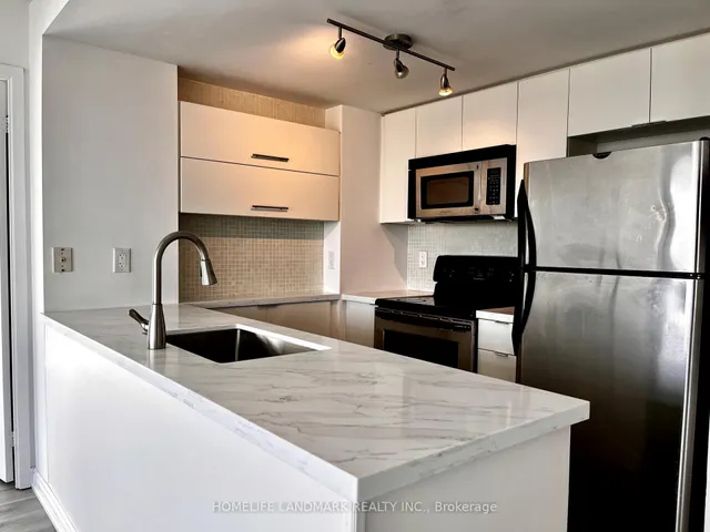 Additional image 2 of 15 fort york Blvd Unit 912