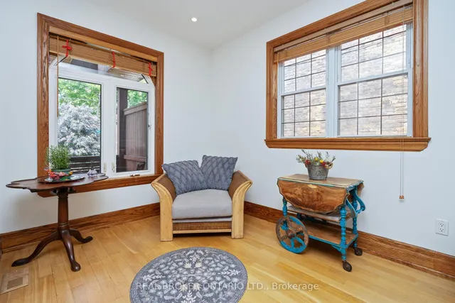 Additional image 4 of 241 Bartlett Ave