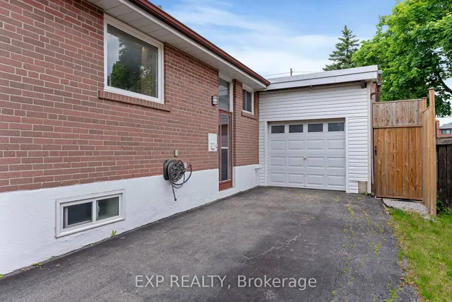 Additional image 33 of 44 Almayo Cres