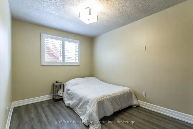 Additional image 13 of 44 Oakhurst Cres