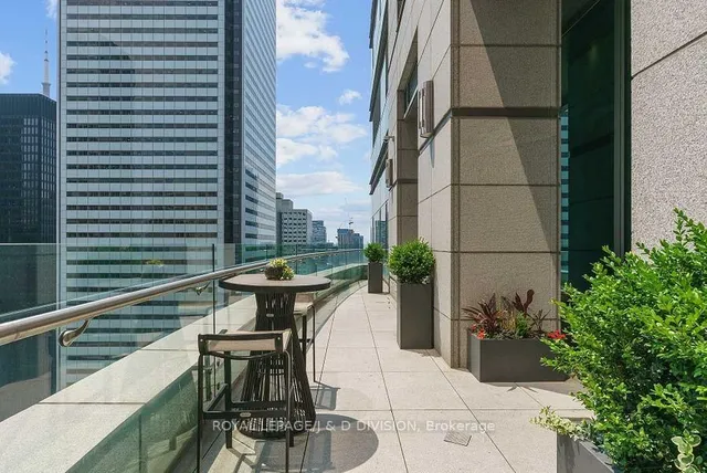 Additional image 36 of 311 Bay St Unit 3805