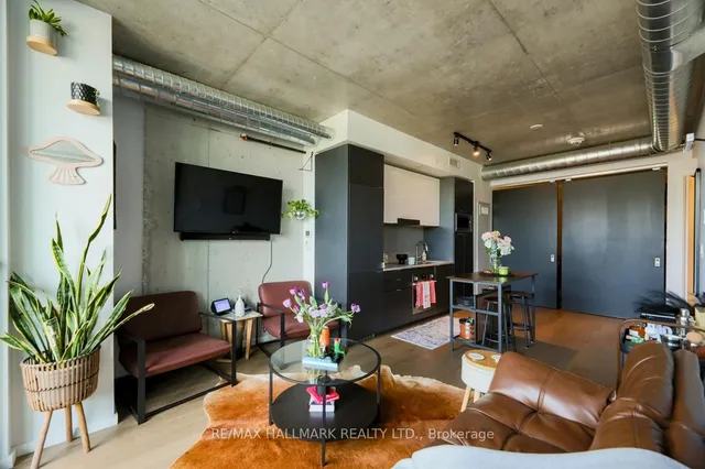 Additional image 6 of 21 Lawren Harris Sq Unit 407