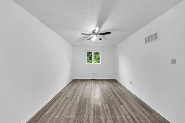 Additional image 16 of 21 Toba Cres