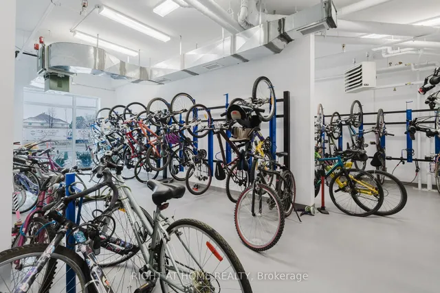 Additional image 28 of 450 Dundas St Unit 331