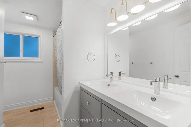 Additional image 19 of 1350 Limeridge Rd Unit 33