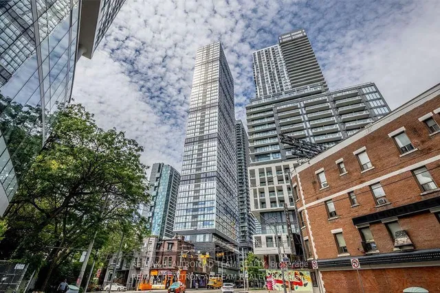 Additional image 2 of 181 Dundas St Unit 702