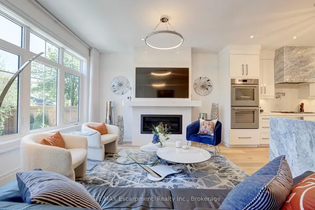 Additional image 15 of 2134 New St Unit 4