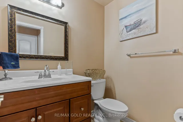 Additional image 8 of 58 Hall Cres