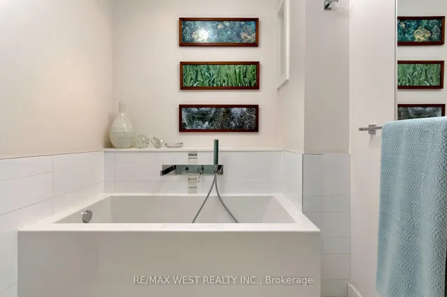 Additional image 37 of 10 Vanellan Crt