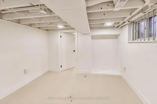 Additional image 38 of 19 Salisbury Ave