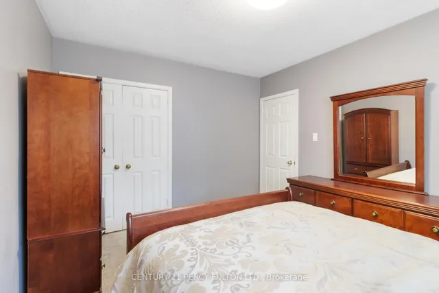 Additional image 20 of 55 Rochman Blvd